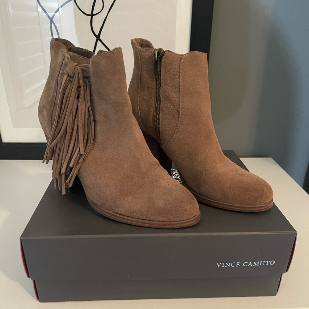 Vince Camuto fringe leather suede ankle booties